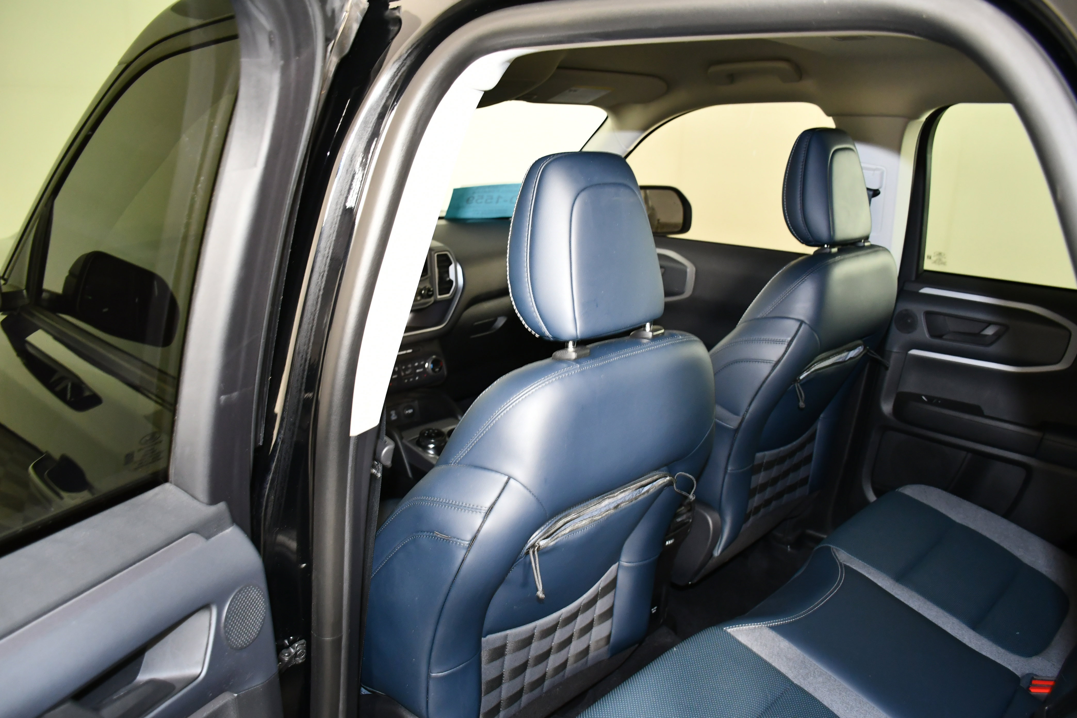 Used 2021 Ford Bronco Sport Outer Banks w/ Outer Banks Package (96D) image 48