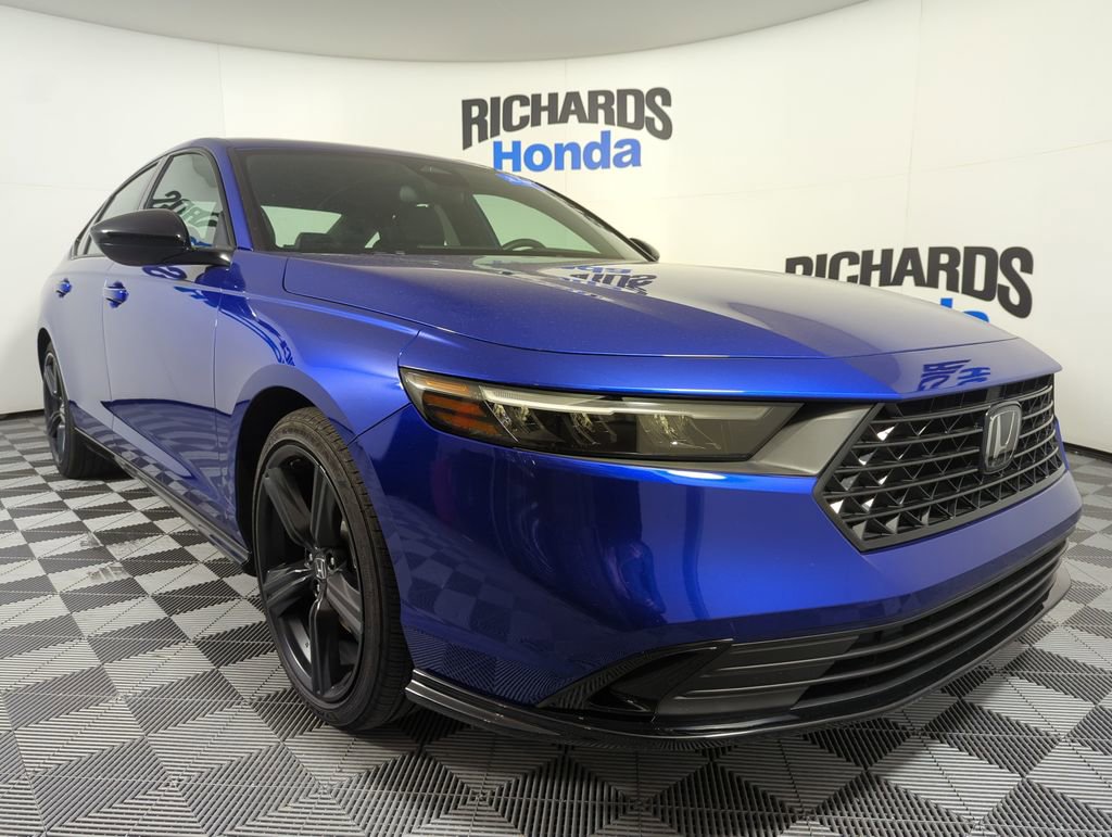 Certified 2025 Honda Accord Sport image 7