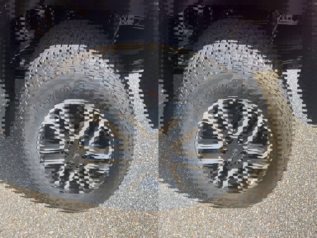 New 2025 Ford Ranger Lariat w/ Advanced Towing Package image 23