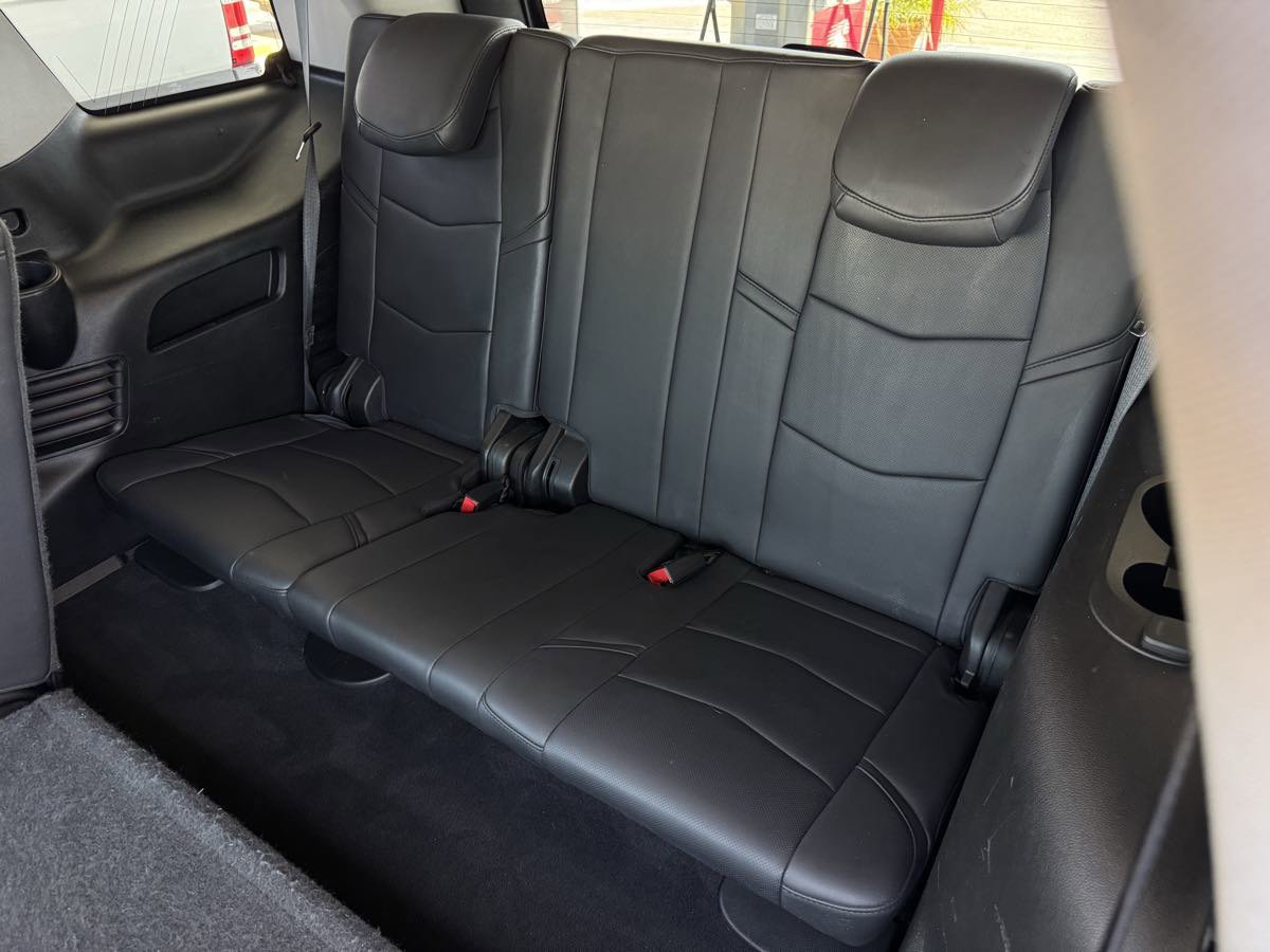 Used 2018 Cadillac Escalade Luxury RWD image 20