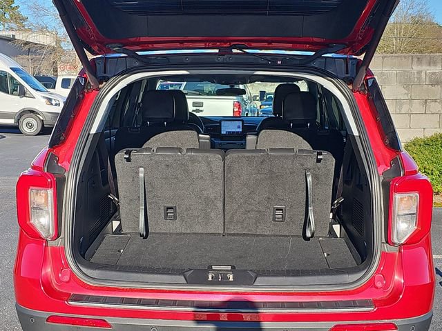 Used 2023 Ford Explorer XLT w/ Equipment Group 202A image 13