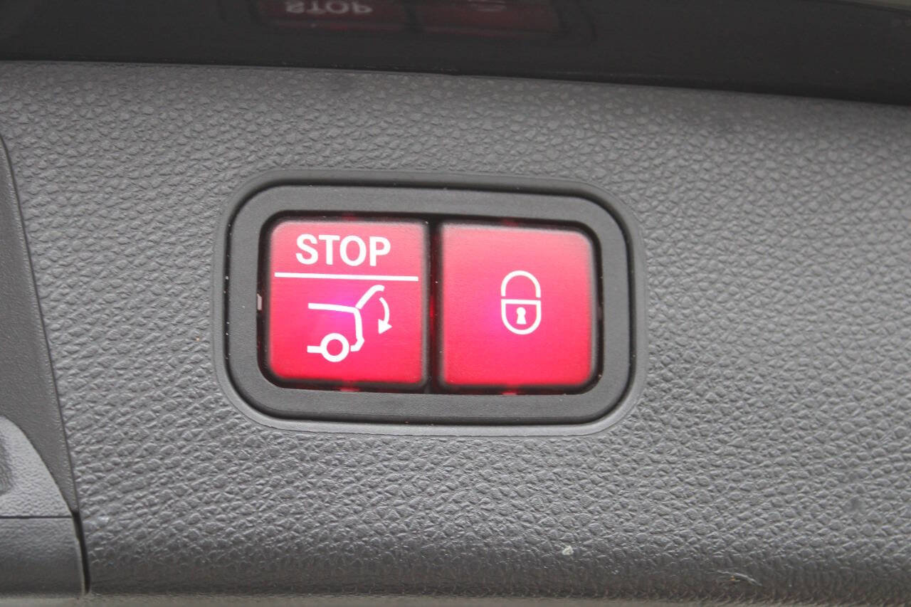 Used 2013 Mercedes-Benz GLK 350 4MATIC image 15