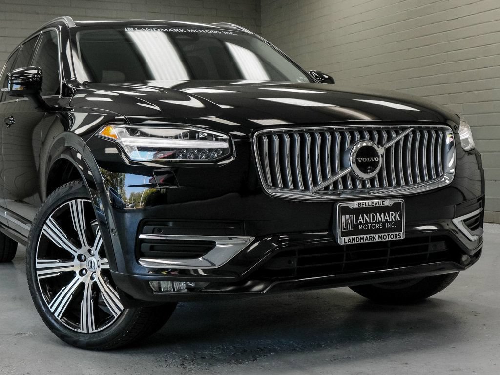 Used 2024 Volvo XC90 B5 Plus AWD/4WD image 6
