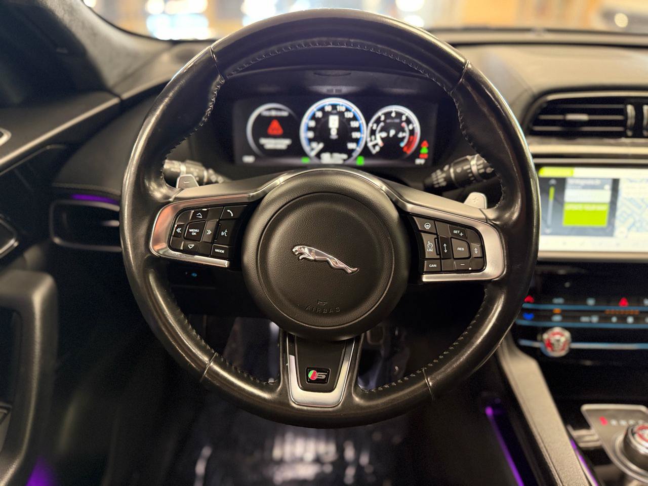 Used 2017 Jaguar F-PACE S AWD/4WD image 12
