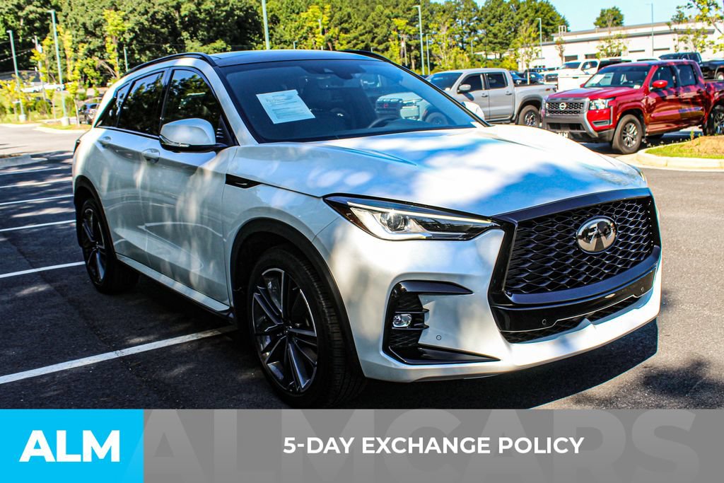Used 2025 INFINITI QX50 Sport AWD/4WD image 3