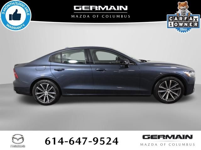 Used 2022 Volvo S60 B5 Momentum image 7