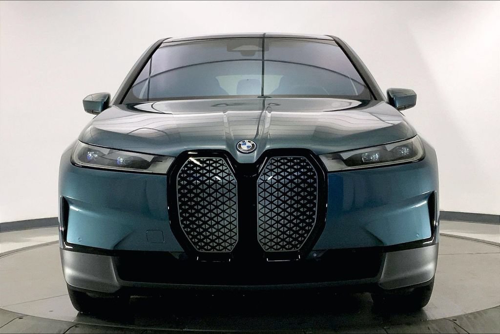 Certified 2024 BMW iX xDrive50 AWD/4WD image 2