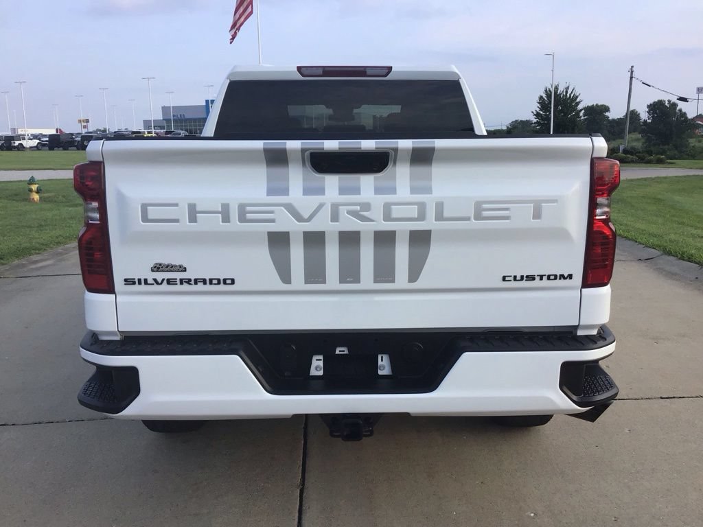 New 2026 Chevrolet Silverado 1500 Custom AWD/4WD image 5