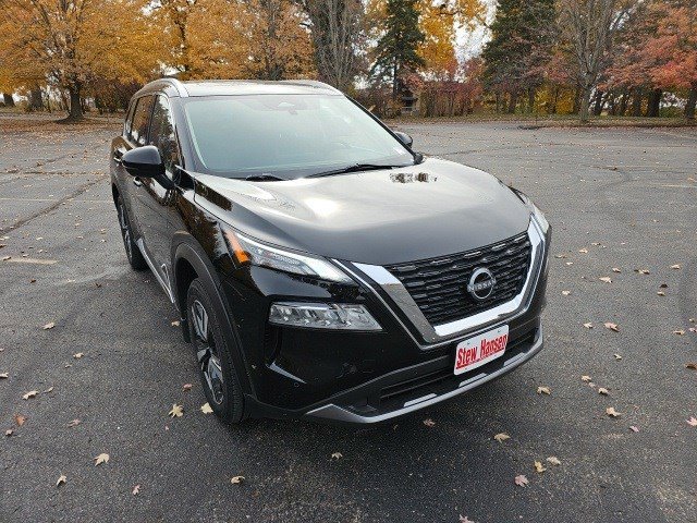 Used 2023 Nissan Rogue SL w/ SL Premium Package image 8