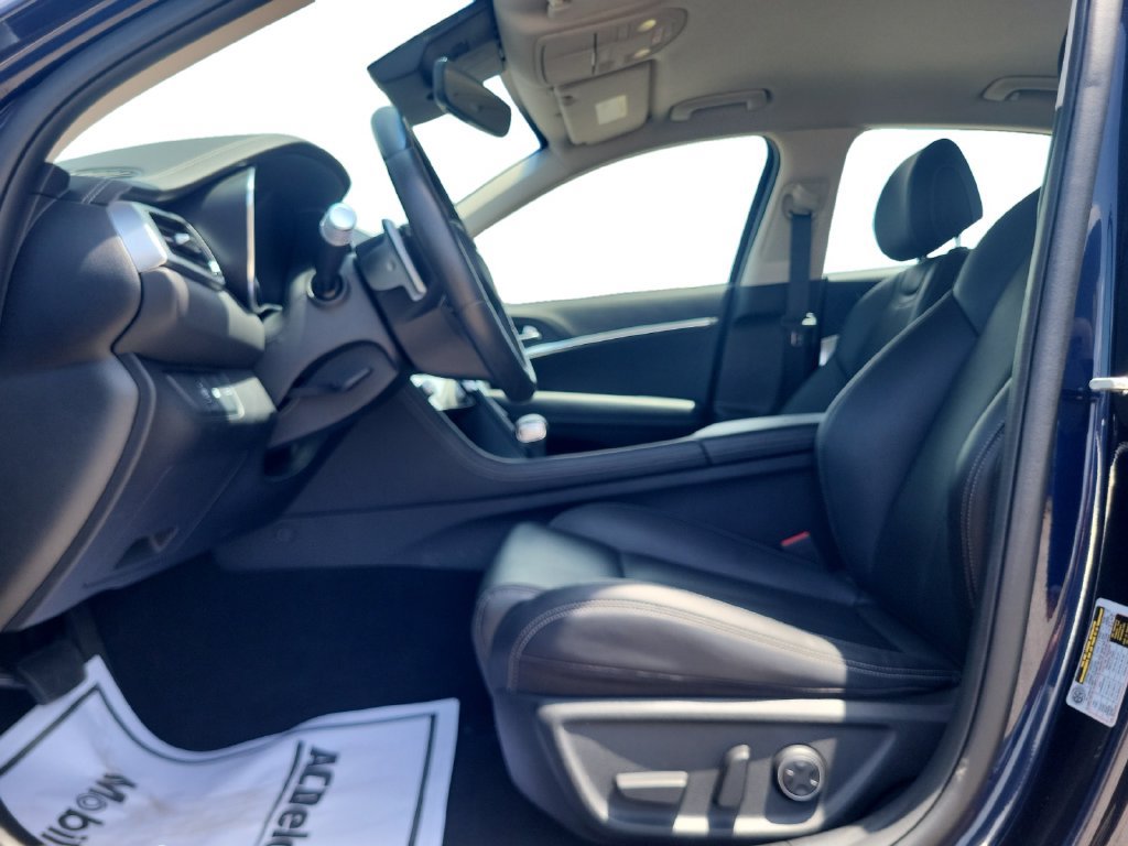 Used 2026 Genesis G70 2.5T RWD image 11
