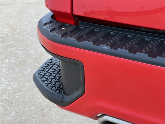 Used 2019 Chevrolet Silverado 1500 Custom image 10