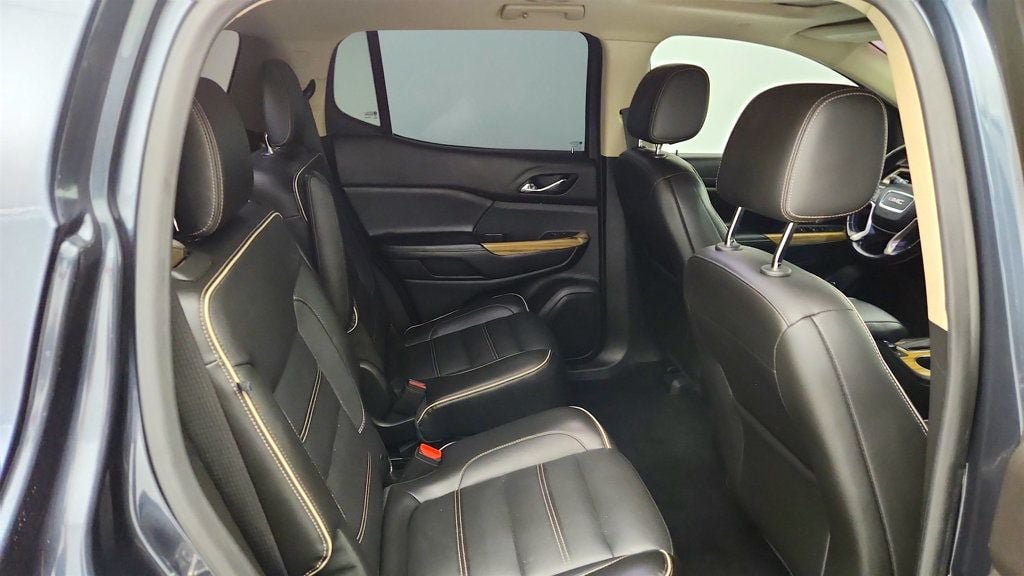 Used 2019 GMC Acadia Denali w/ Technology Package AWD/4WD image 25
