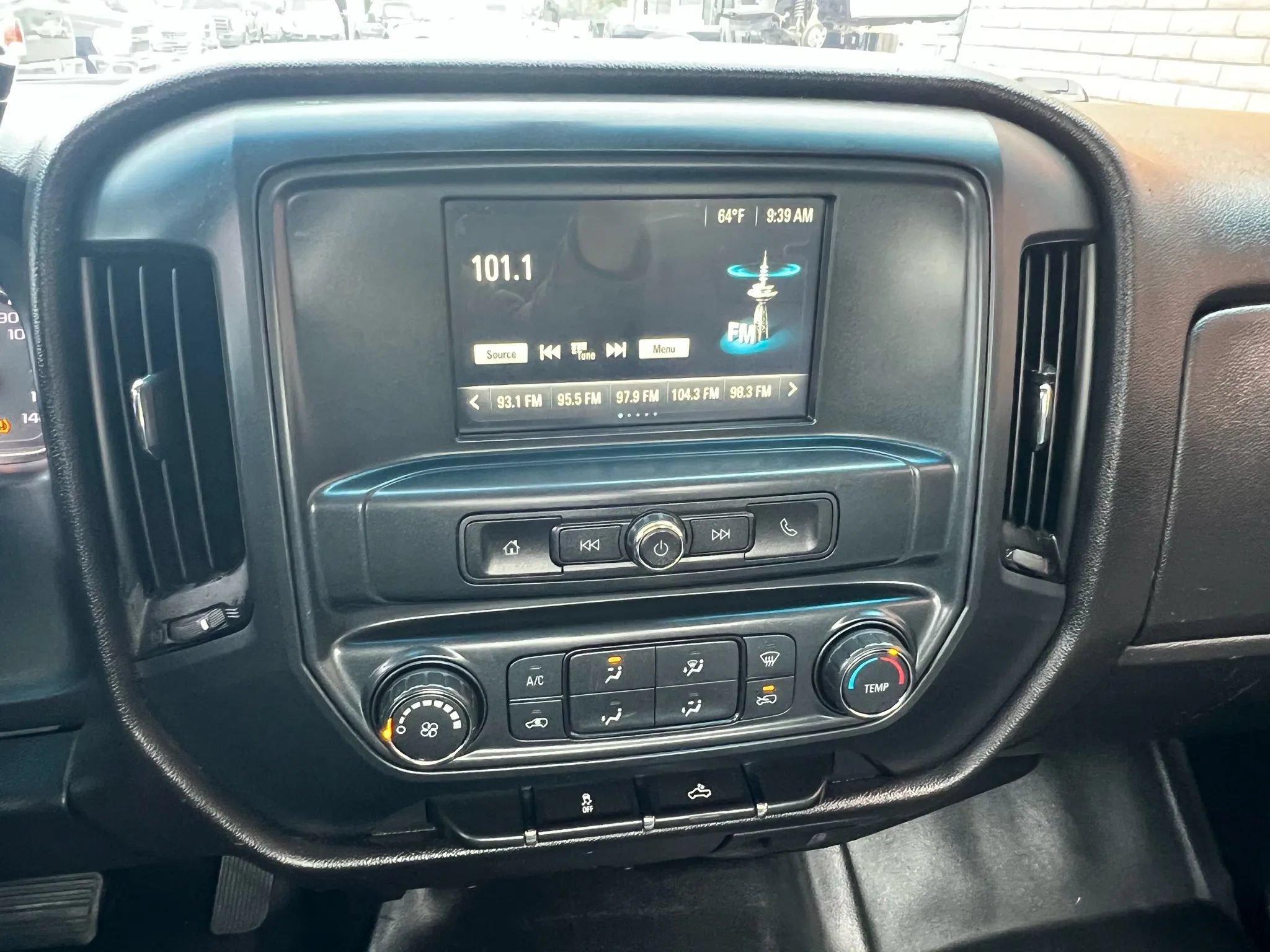 Used 2018 Chevrolet Silverado 2500 W/T RWD image 21