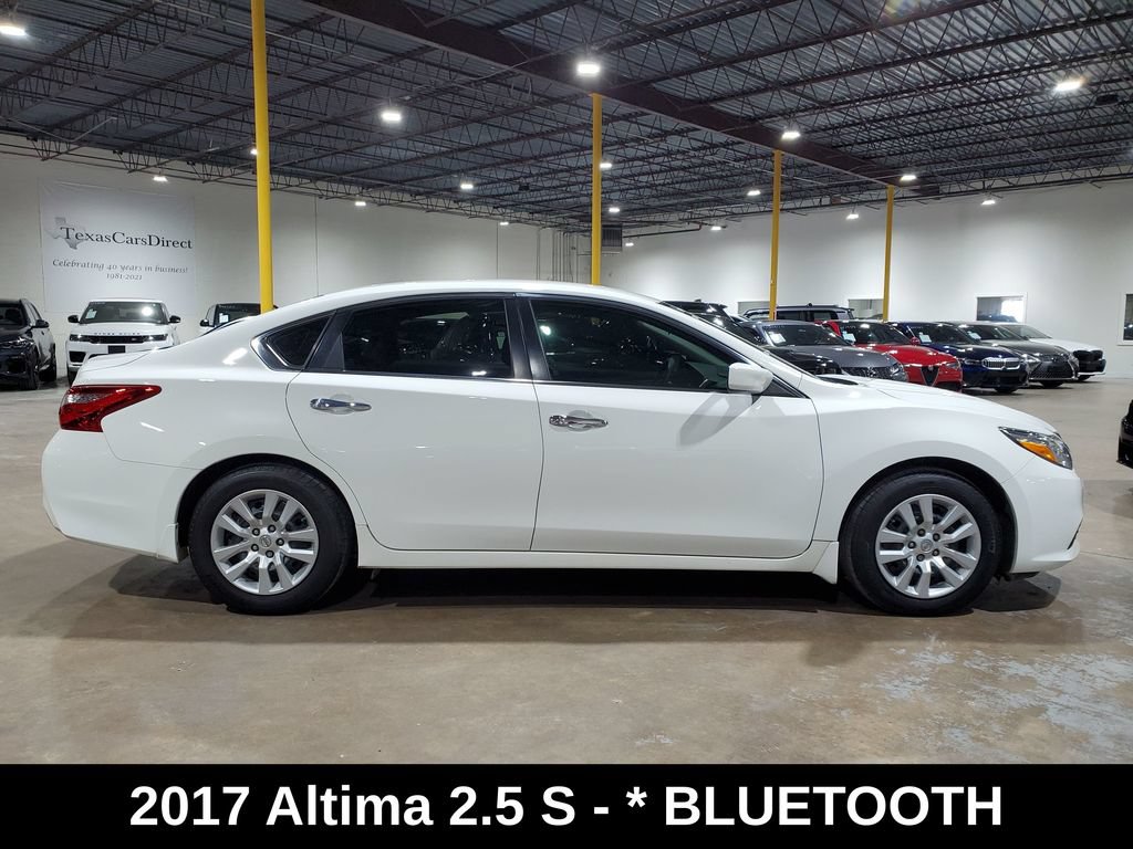Used 2017 Nissan Altima 2.5 S w/ Power Driver Seat Package FWD image 5