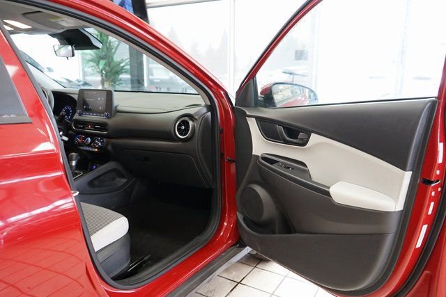 Used 2022 Hyundai Kona SE image 37
