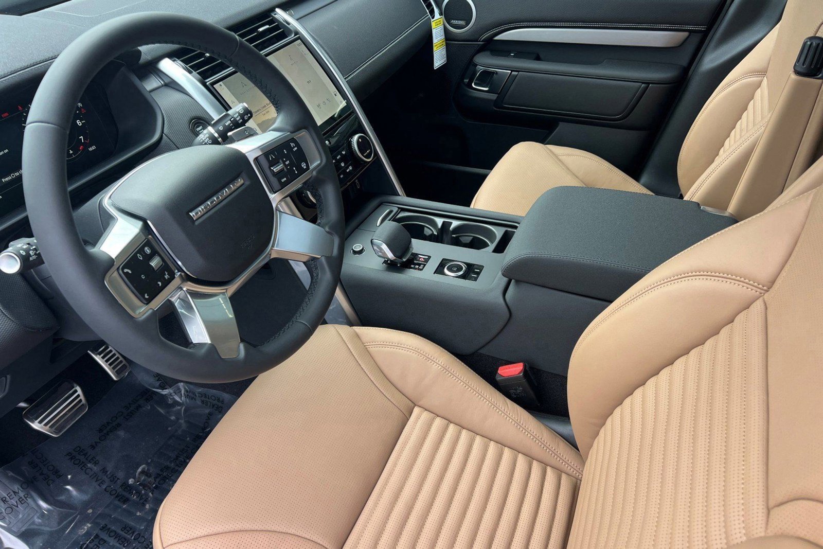 New 2026 Land Rover Discovery Limited Edition AWD/4WD image 3