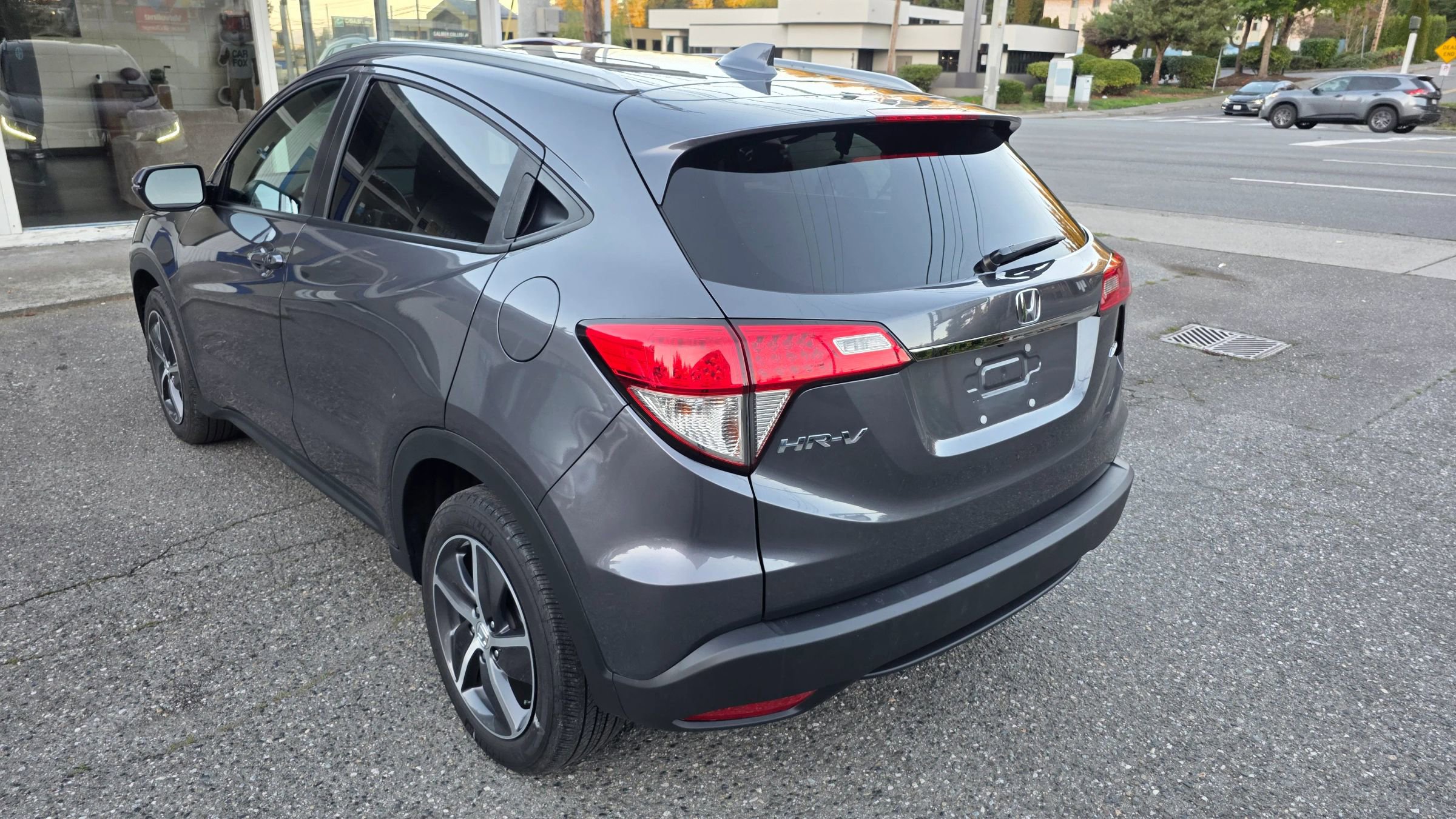 Used 2022 Honda HR-V EX image 7