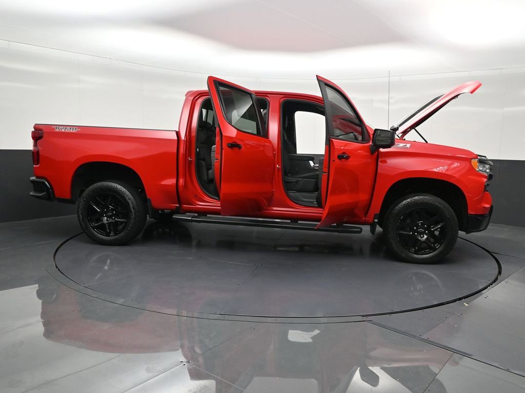 Used 2022 Chevrolet Silverado 1500 LT Trail Boss w/ LT Trail Boss Premium Package image 28