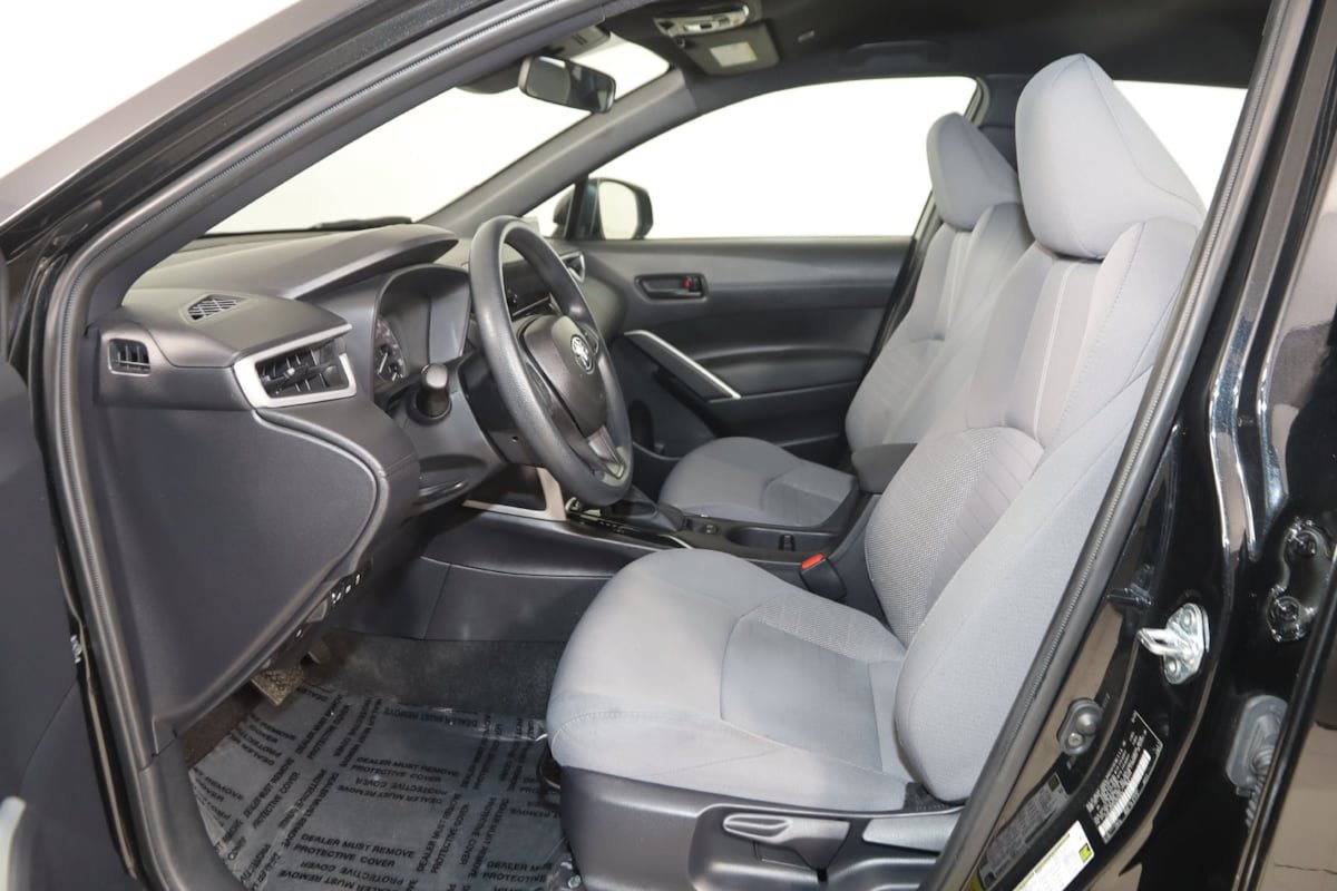 Used 2025 Toyota Corolla Cross AWD Hybrid image 10