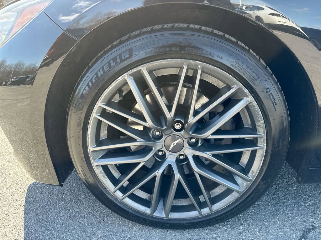Used 2019 Genesis G70 2.0T Advanced image 18