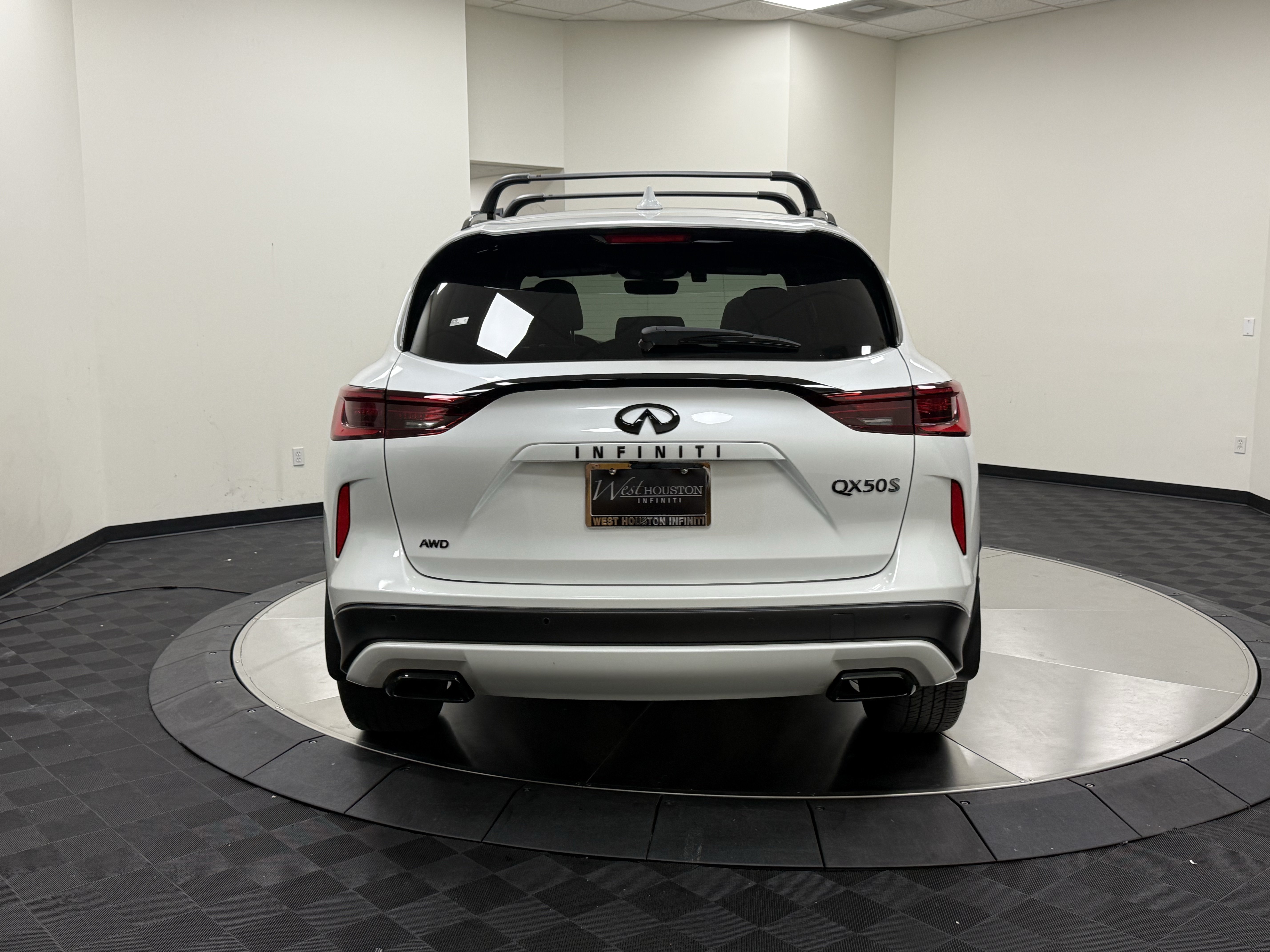 Certified 2025 INFINITI QX50 Sport AWD/4WD image 6