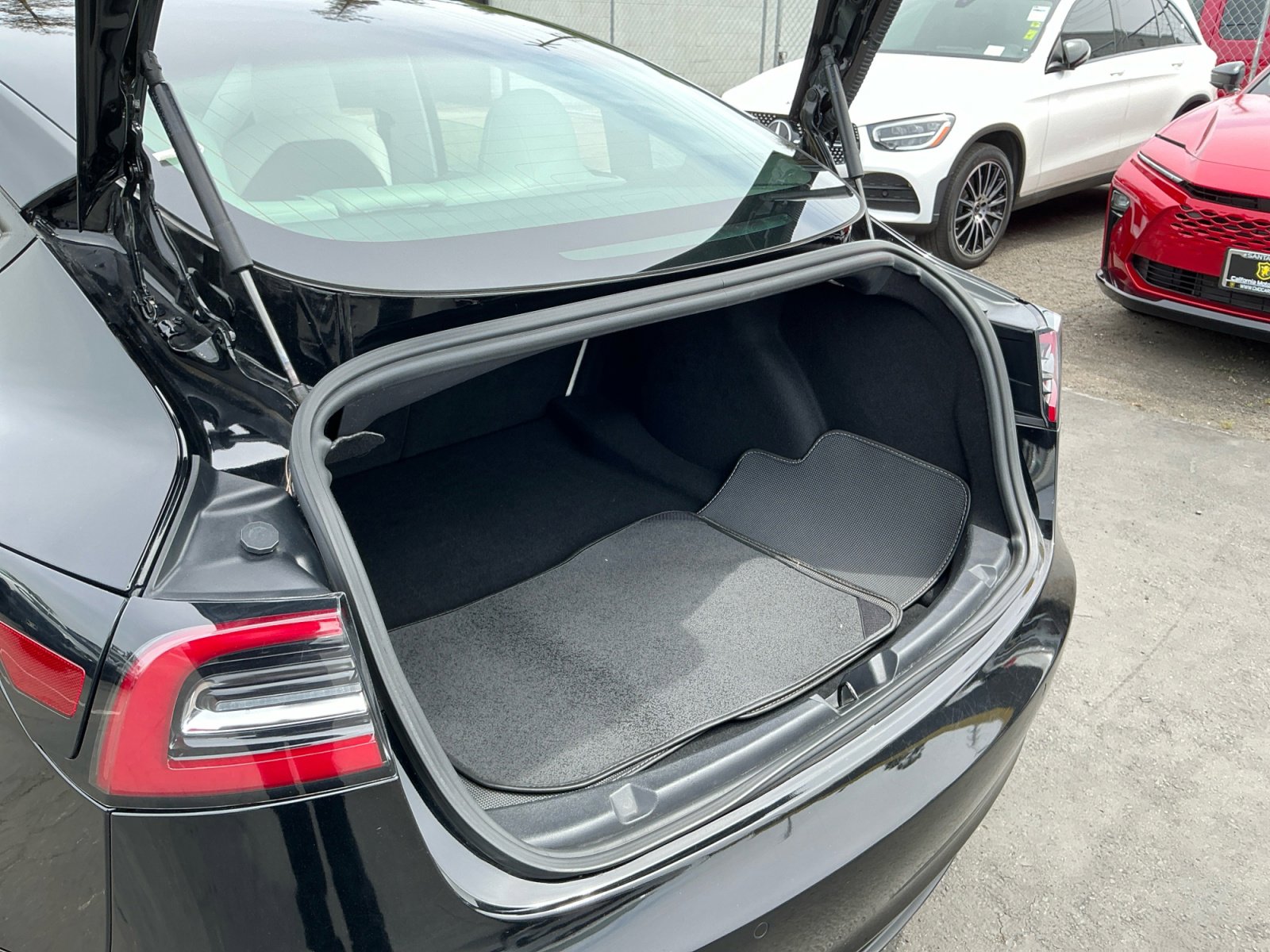 Used 2019 Tesla Model 3 Long Range image 24