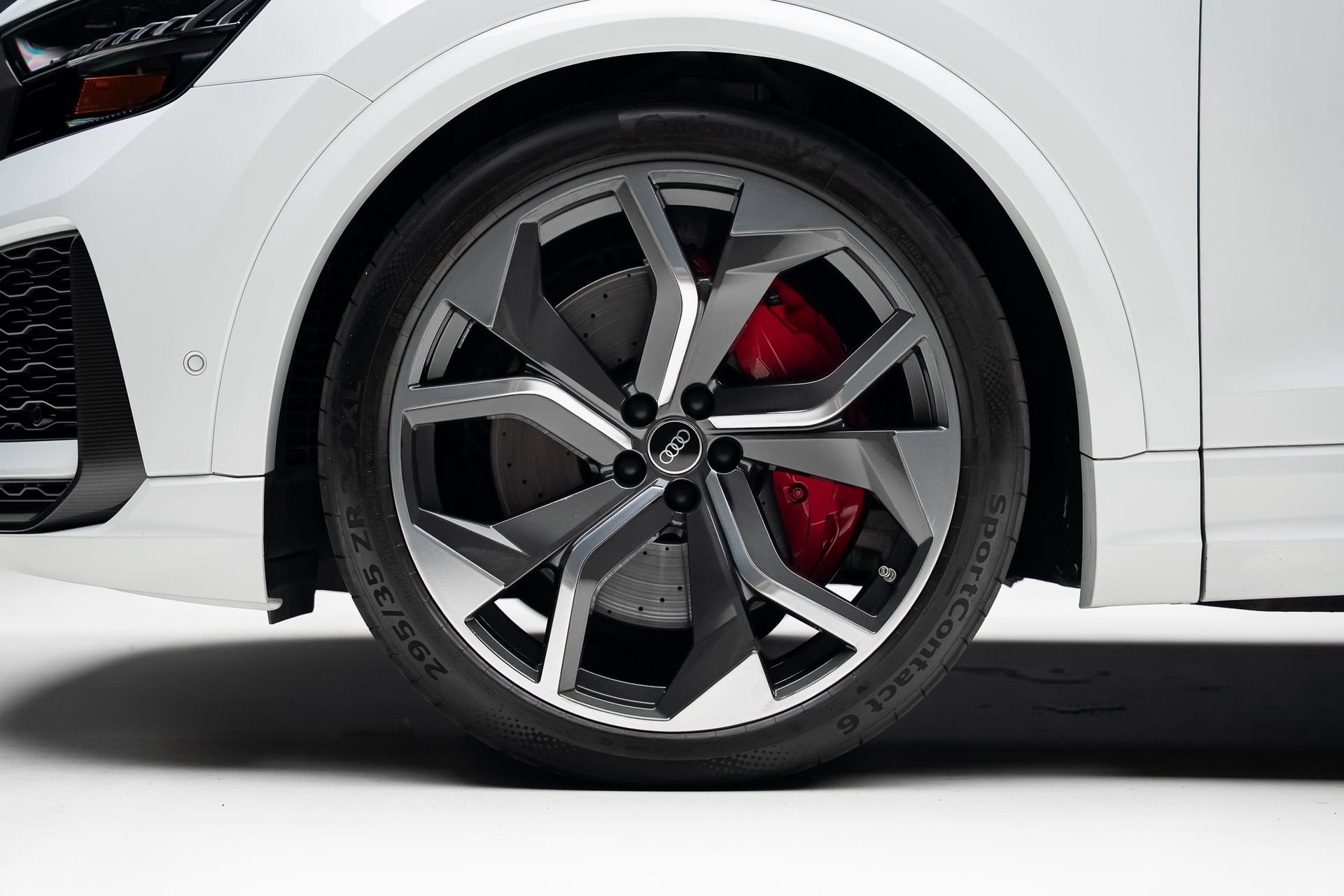 Used 2023 Audi RS Q8 AWD/4WD image 21