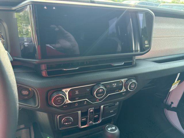 New 2025 Jeep Wrangler Sport S image 21