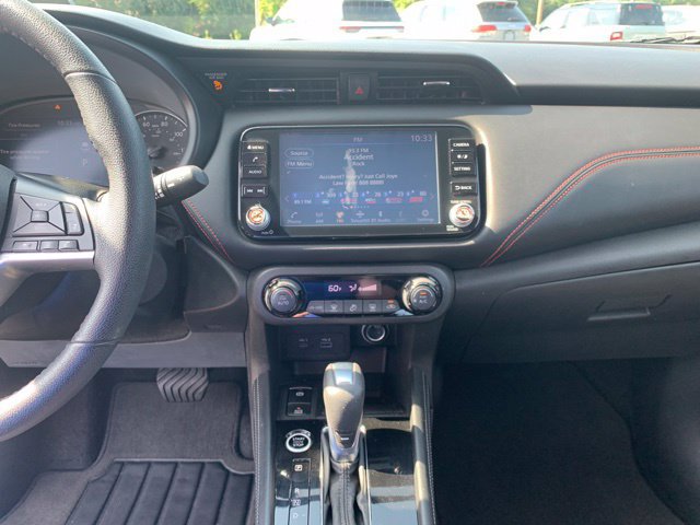 Used 2022 Nissan Kicks SR FWD image 31