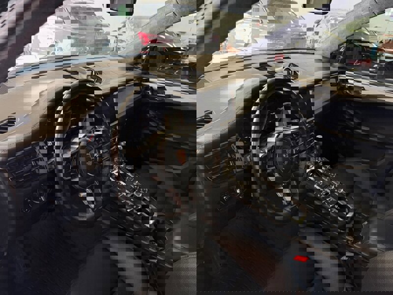 Used 2020 Porsche Macan Turbo image 31