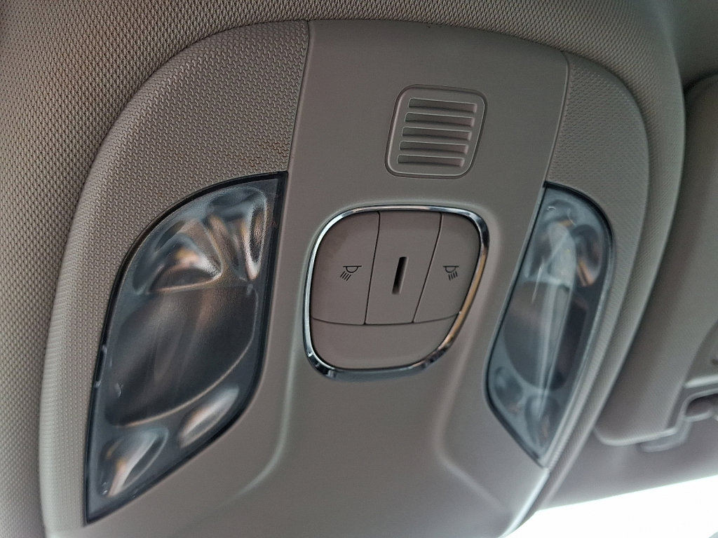 Used 2021 Jeep Compass Trailhawk image 32