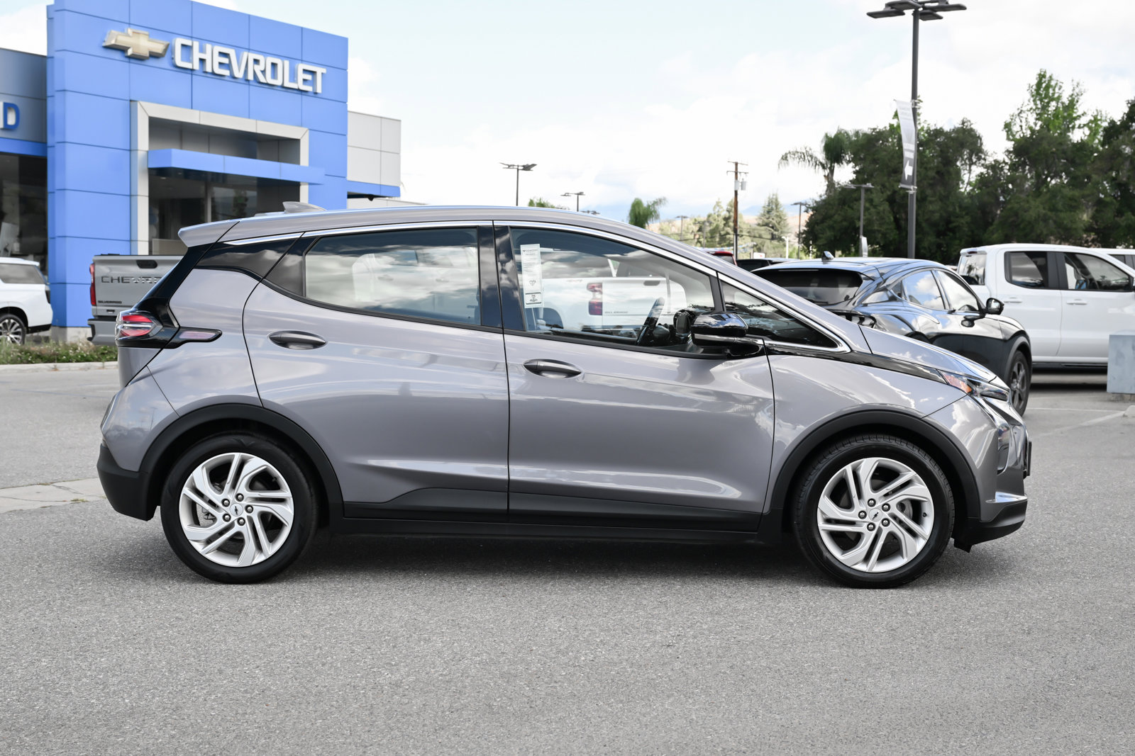 Used 2023 Chevrolet Bolt LT w/ Driver Confidence Package image 3