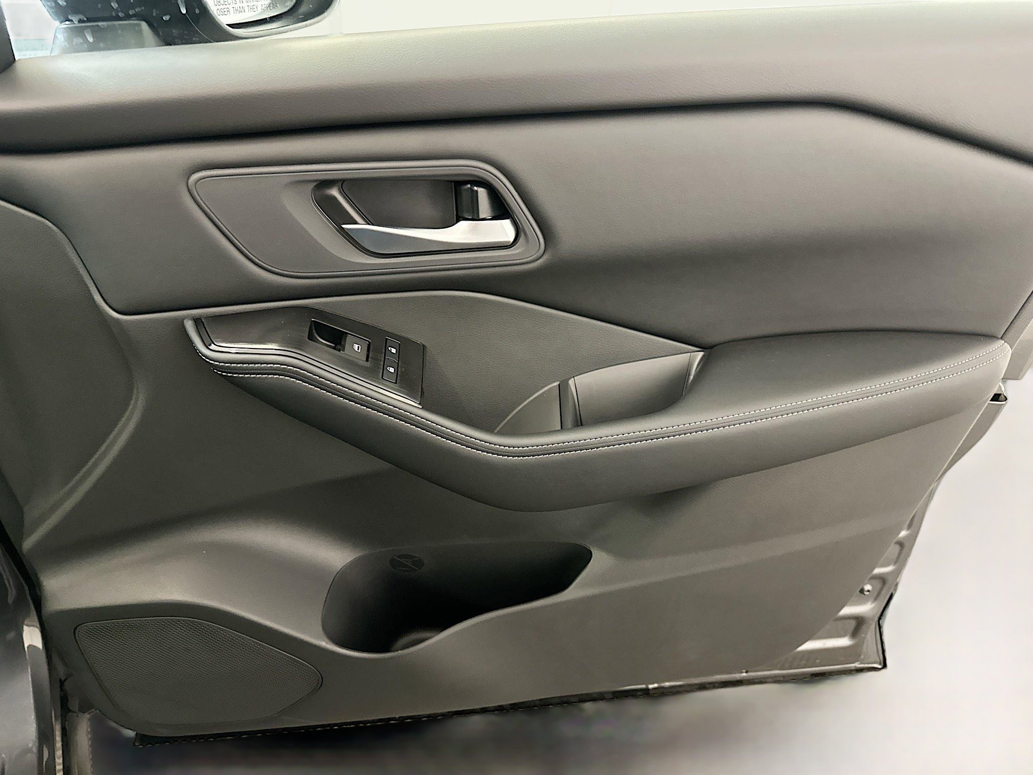 Used 2026 Nissan Rogue SV w/ Cold Weather Package image 33