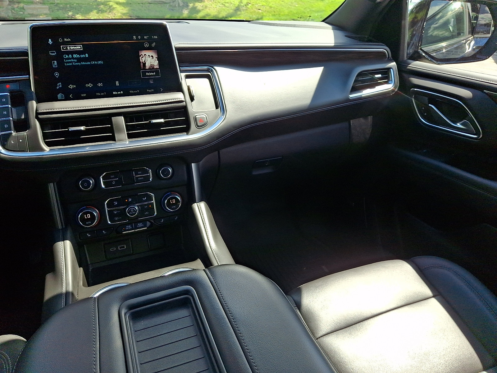 Used 2023 Chevrolet Tahoe Z71 AWD/4WD image 16
