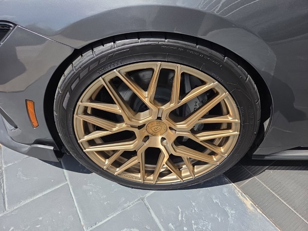 Used 2025 Ford Mustang GT Premium image 5