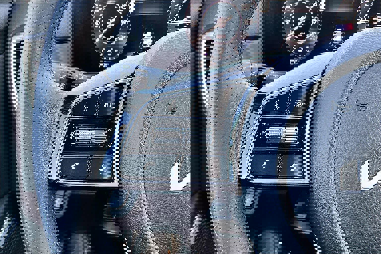 Used 2024 Kia Seltos SX image 23