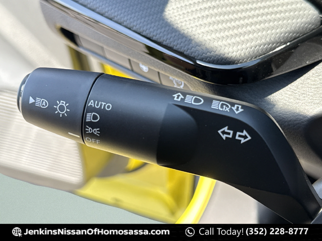 New 2026 Nissan Kicks SR FWD image 39