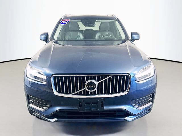 Used 2022 Volvo XC90 T6 Momentum w/ Advanced Package image 3
