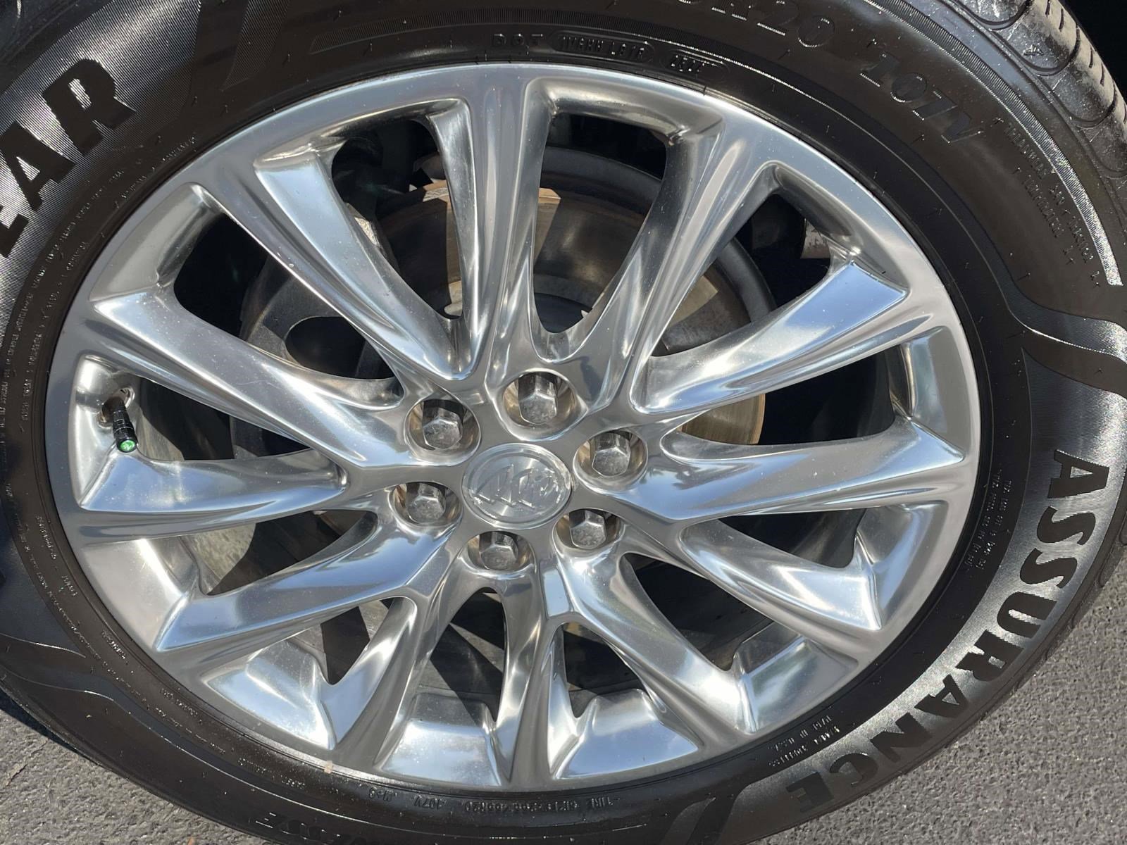 Used 2020 Buick Enclave Essence w/ Trailering Package, 5000 lbs. FWD image 11