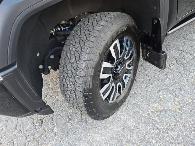 Used 2025 GMC Sierra 2500 Denali Ultimate w/ Max Trailering Package image 32