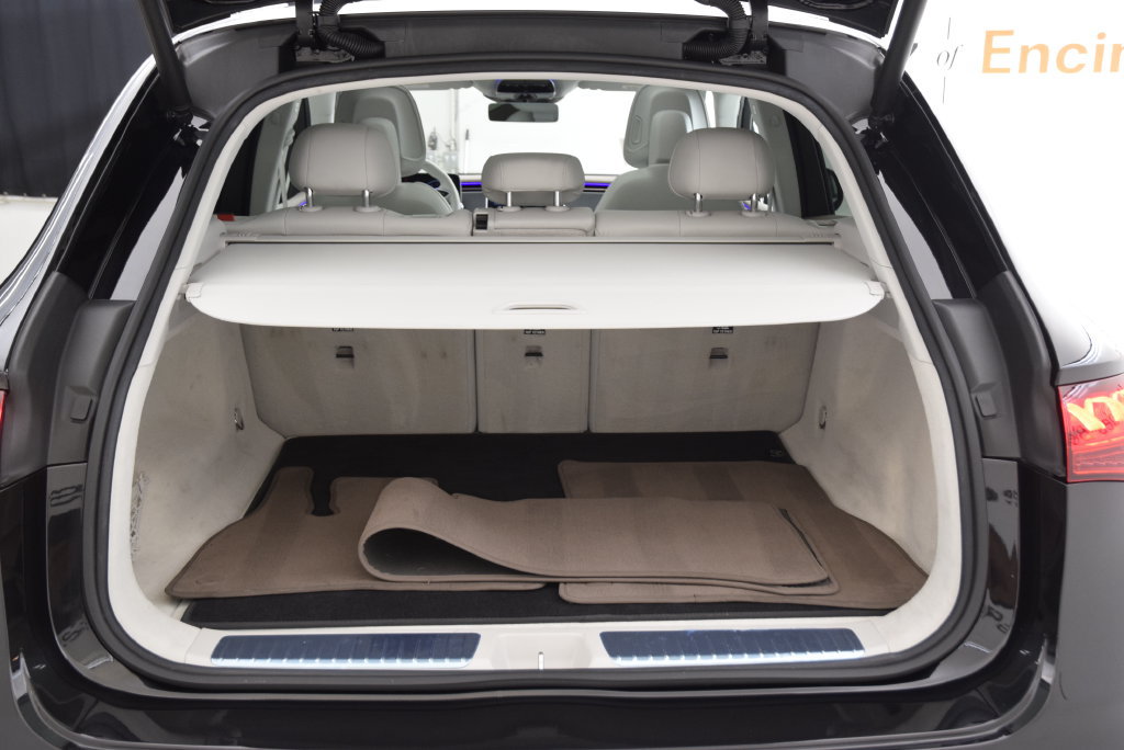 Certified 2023 Mercedes-Benz EQE 500 4MATIC SUV image 29