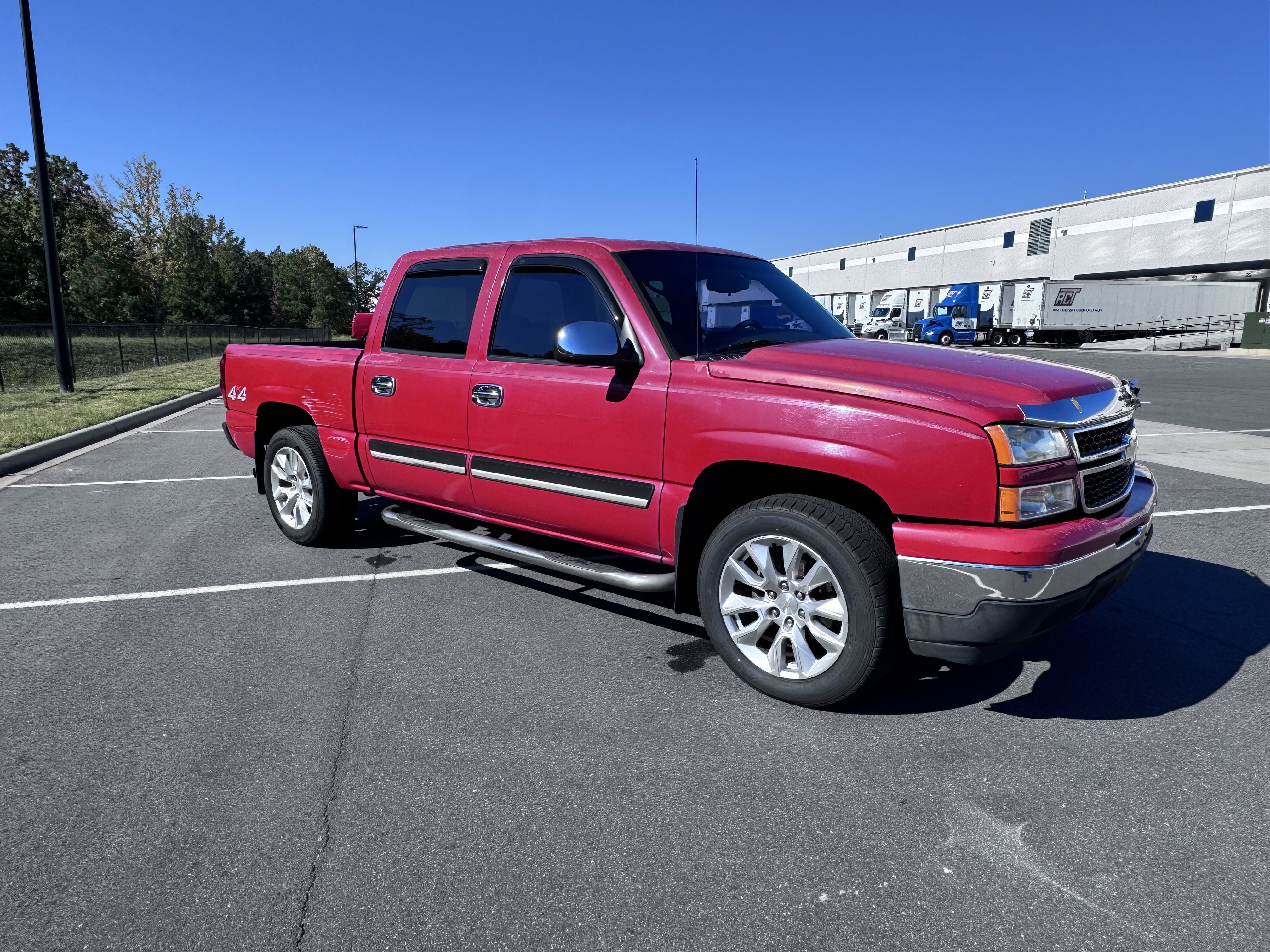 Used 2007 Chevrolet Silverado 1500 LS w/ Chrome Exterior Package AWD/4WD image 36