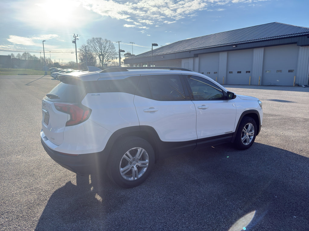 Used 2018 GMC Terrain SLE w/ Driver Convenience Package image 5