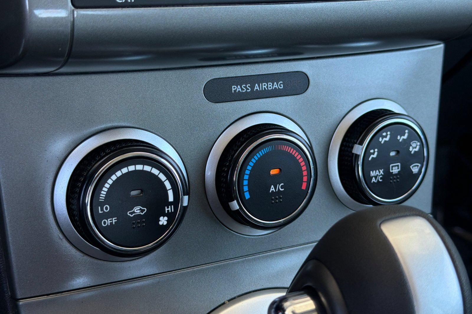Used 2012 Nissan Sentra 2.0 S FWD image 20