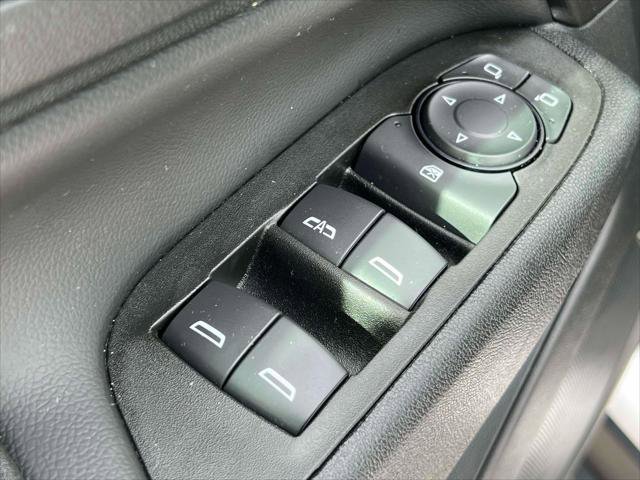 Used 2023 Chevrolet Equinox LT image 17