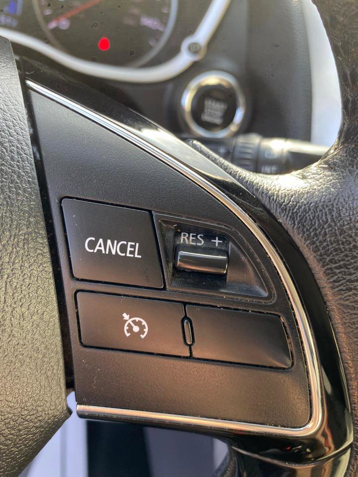 Used 2018 Mitsubishi Eclipse Cross SEL AWD/4WD image 25