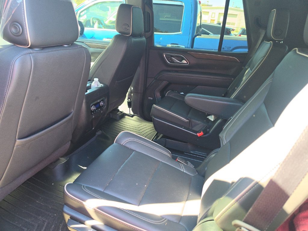 Used 2023 Chevrolet Tahoe Premier RWD image 6