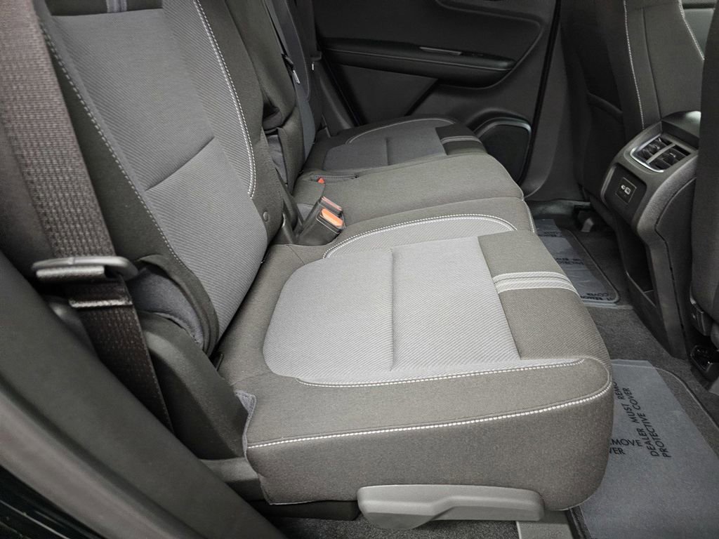 Used 2026 Chevrolet Blazer LT FWD image 24