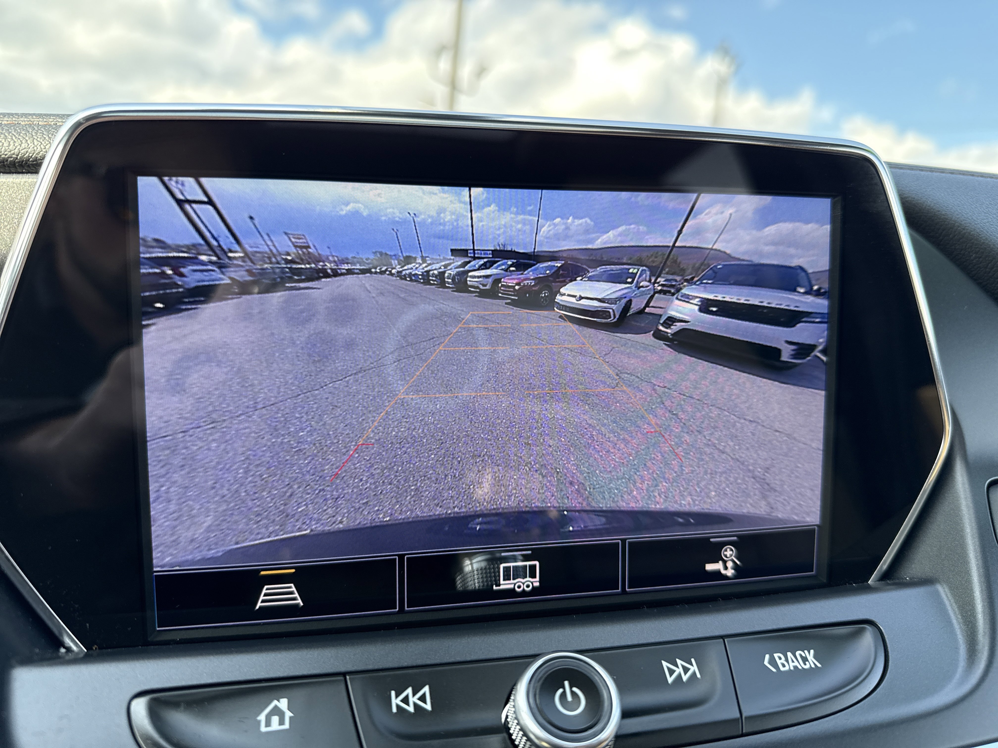 Used 2022 Chevrolet Blazer Premier w/ Enhanced Convenience Package image 24