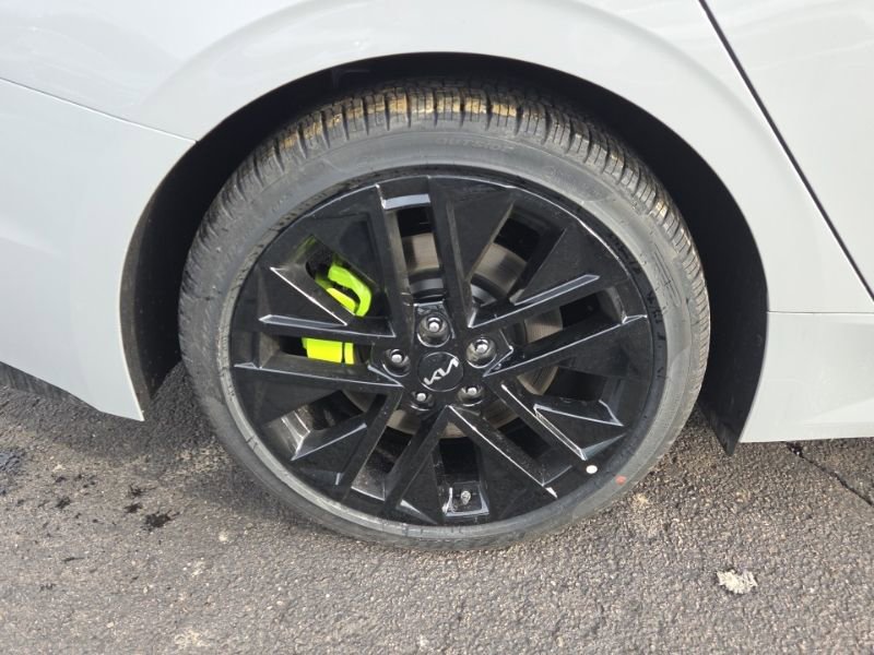 New 2026 Kia K5 GT w/ GT1 Package FWD image 9